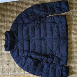 Uniqlo women's black ultra light down jacket
